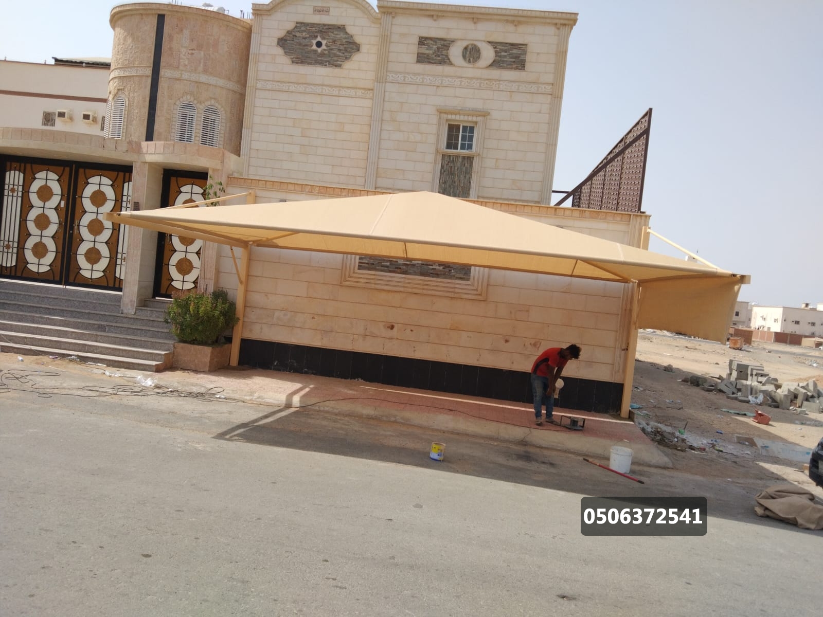 مظلات سيارات