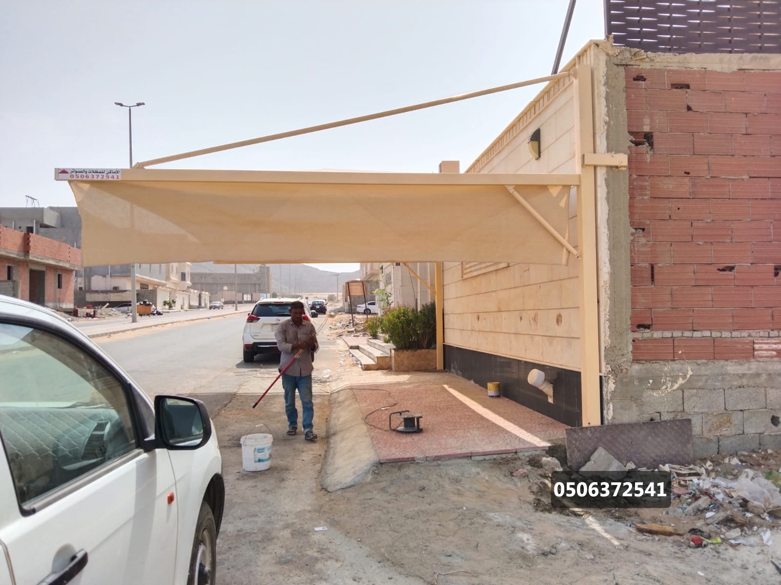 مظلات سيارات