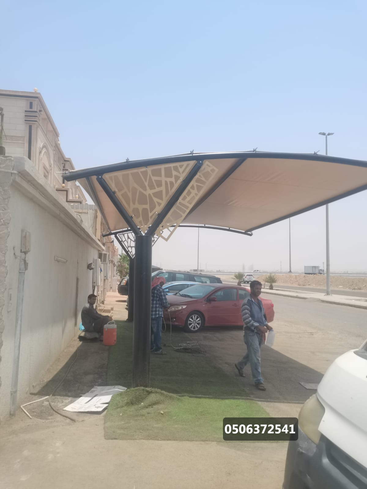 مظلات سيارات
