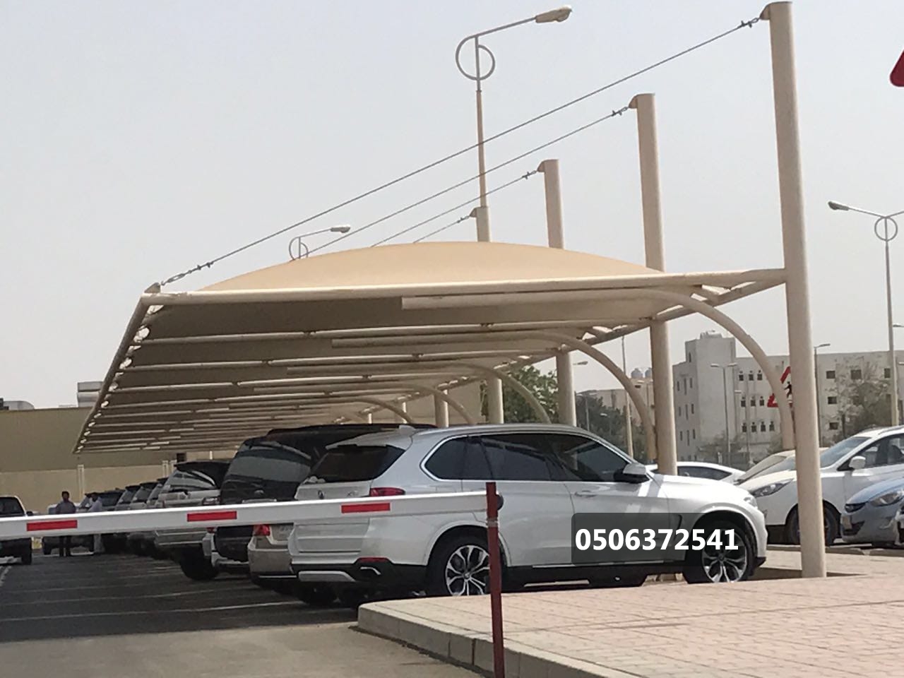 مظلات سيارات
