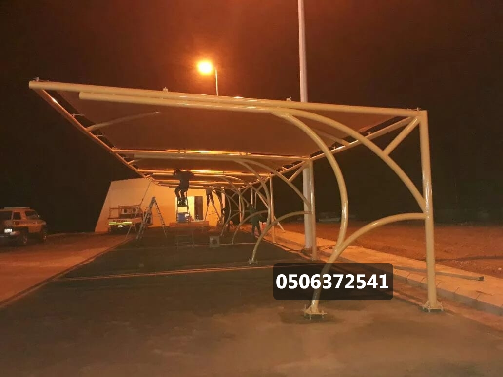 مظلات سيارات